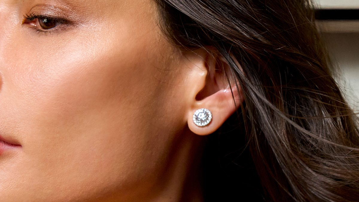 Halo Diamond Earrings: How This Dazzling Style Elevates Every Look